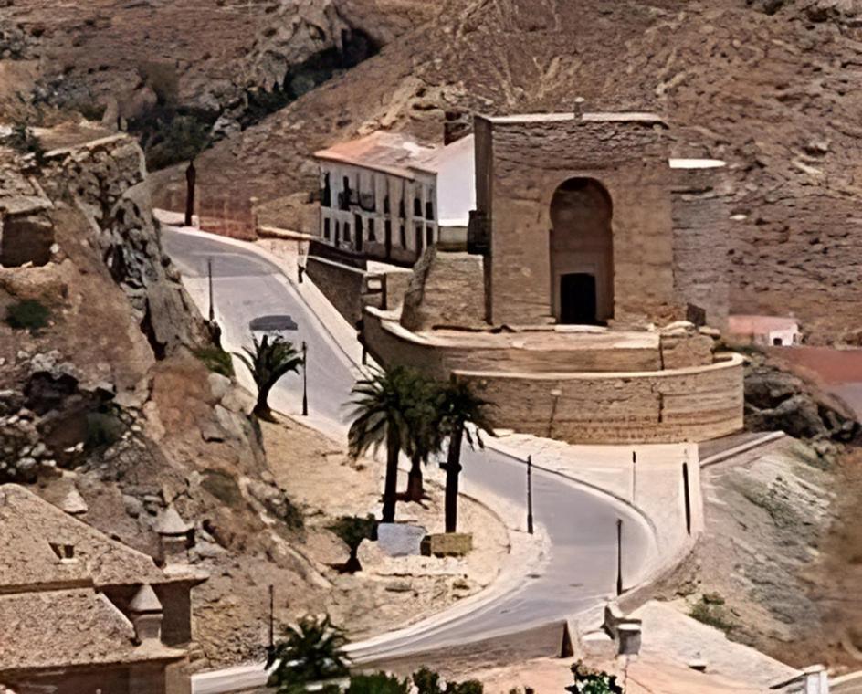 Hostal Colon Antequera Exterior photo